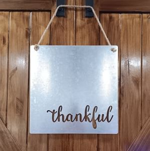 Corrugated metal "Thankful" sign with rope
